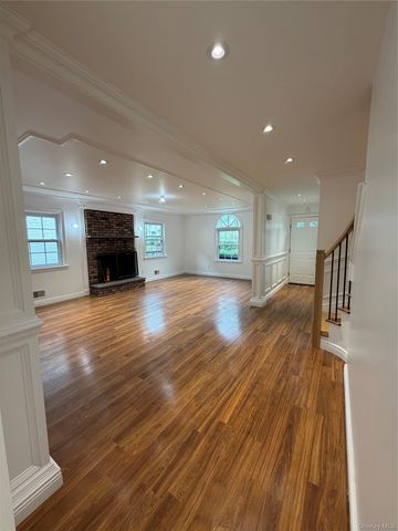 48 Somerset Drive, Suffern, NY 10901