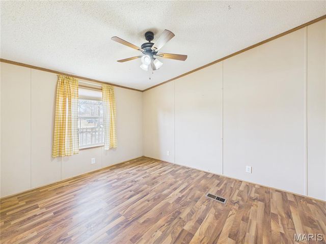 136 Shadow Rock Lake Road, Poplar Bluff, MO 63901