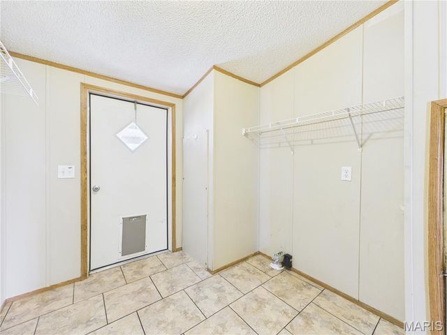 136 Shadow Rock Lake Road, Poplar Bluff, MO 63901