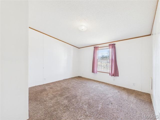 136 Shadow Rock Lake Road, Poplar Bluff, MO 63901