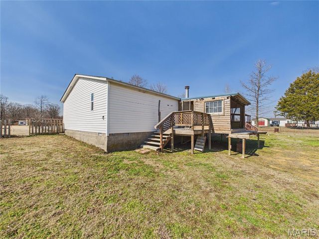 136 Shadow Rock Lake Road, Poplar Bluff, MO 63901
