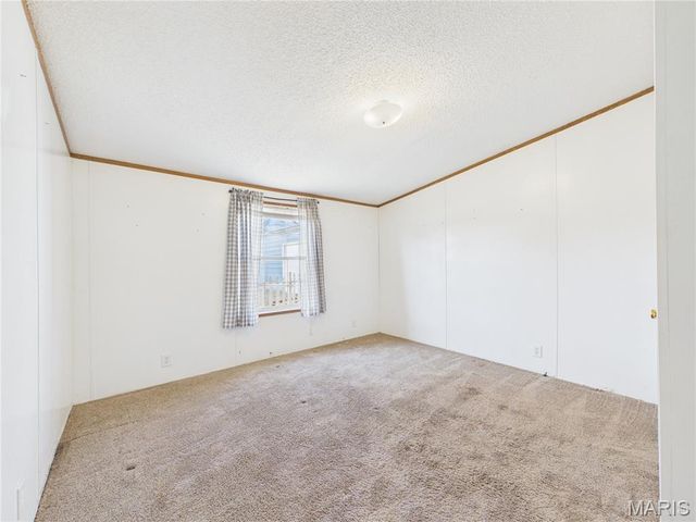 136 Shadow Rock Lake Road, Poplar Bluff, MO 63901