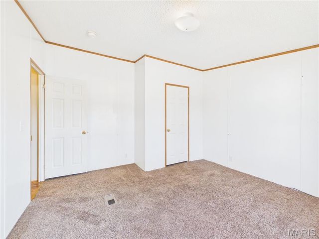 136 Shadow Rock Lake Road, Poplar Bluff, MO 63901