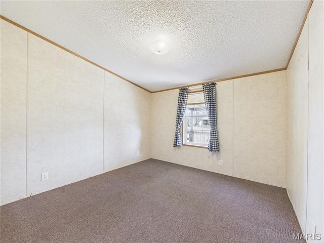 136 Shadow Rock Lake Road, Poplar Bluff, MO 63901