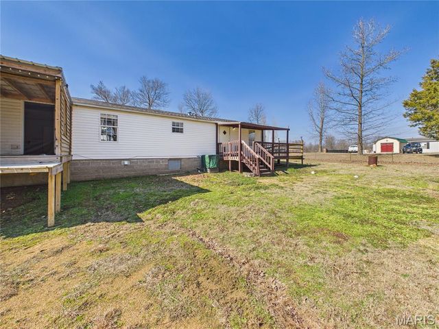136 Shadow Rock Lake Road, Poplar Bluff, MO 63901