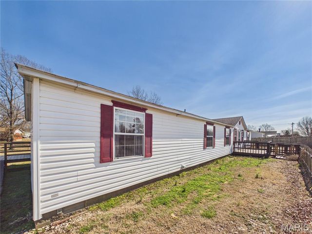 136 Shadow Rock Lake Road, Poplar Bluff, MO 63901