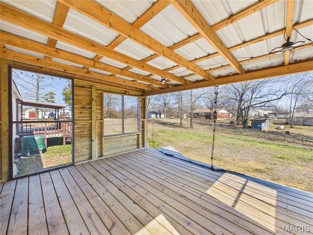 136 Shadow Rock Lake Road, Poplar Bluff, MO 63901