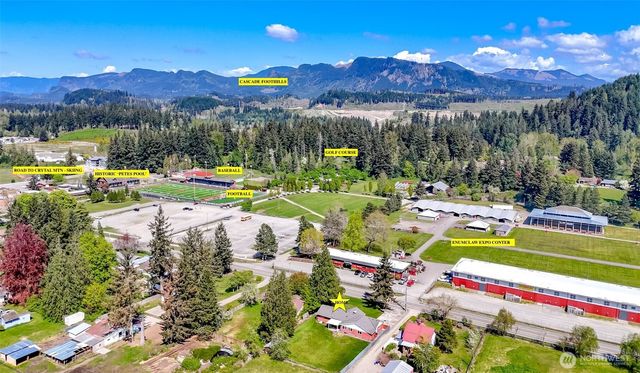 45223 284th Avenue SE, Enumclaw, WA 98022