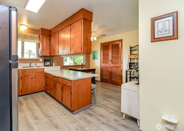 45223 284th Avenue SE, Enumclaw, WA 98022
