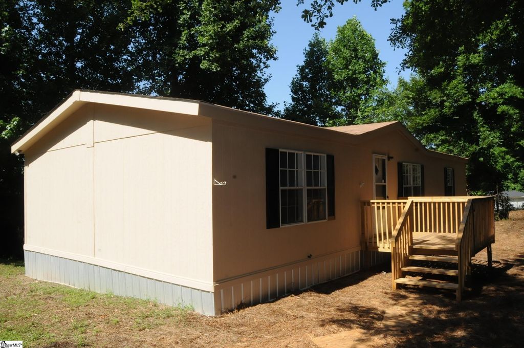 3 Amarillo Trail, Greer, SC 29651