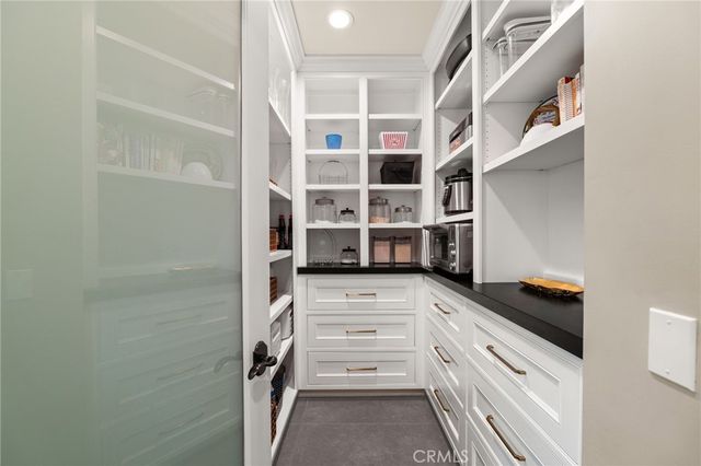 1688 Dwight, Redlands, CA 92373