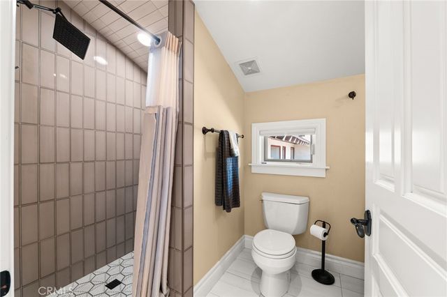 1688 Dwight, Redlands, CA 92373