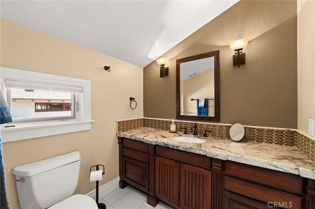 1688 Dwight, Redlands, CA 92373