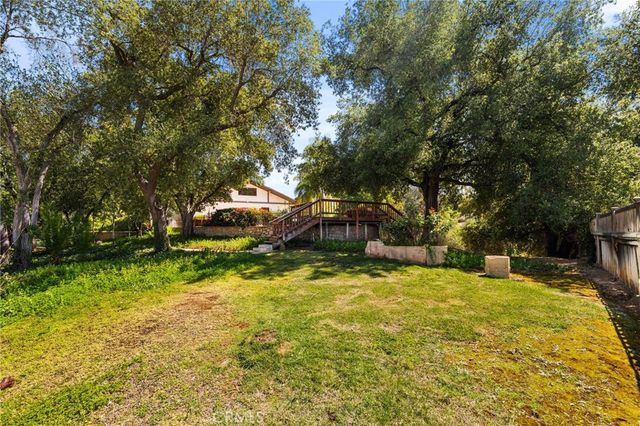 1688 Dwight, Redlands, CA 92373