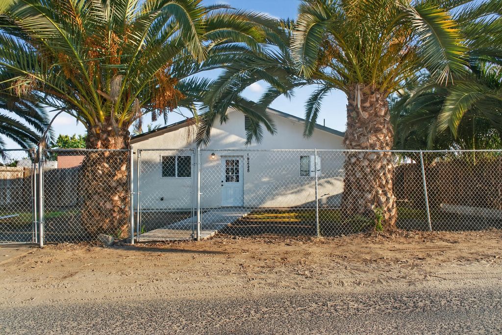 19248 Ave 145, Porterville, CA 93257