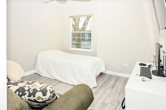 2028 N Rand Road 202, Palatine, IL 60074