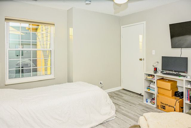 2028 N Rand Road 202, Palatine, IL 60074