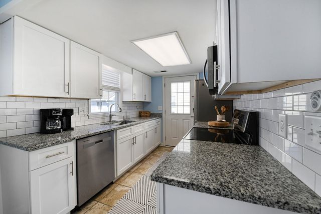 719 N Waccamaw Dr., Garden City Beach, SC 29576
