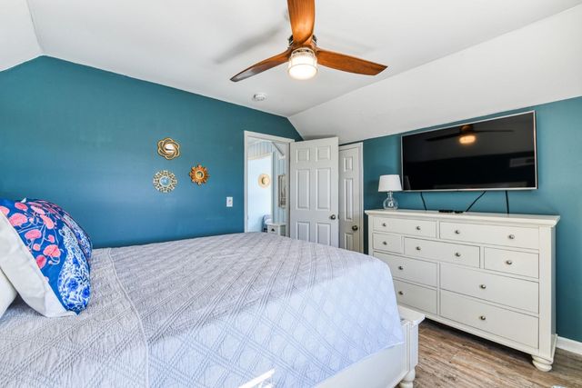 719 N Waccamaw Dr., Garden City Beach, SC 29576