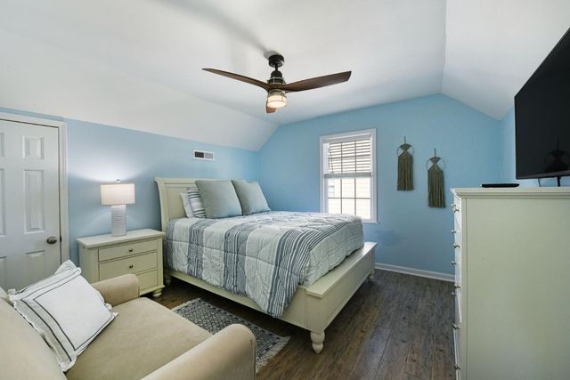 719 N Waccamaw Dr., Garden City Beach, SC 29576