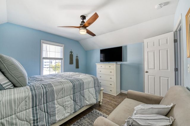 719 N Waccamaw Dr., Garden City Beach, SC 29576