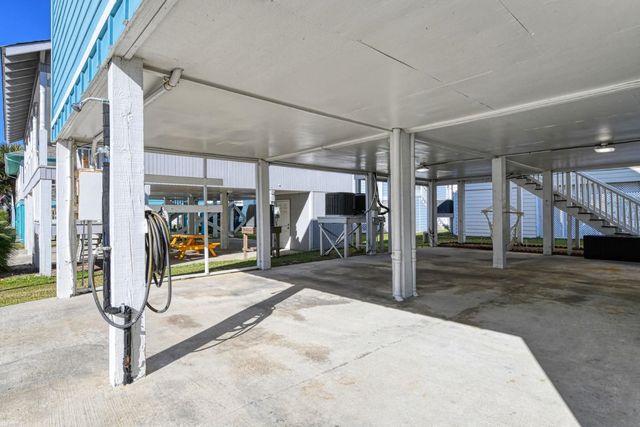 719 N Waccamaw Dr., Garden City Beach, SC 29576