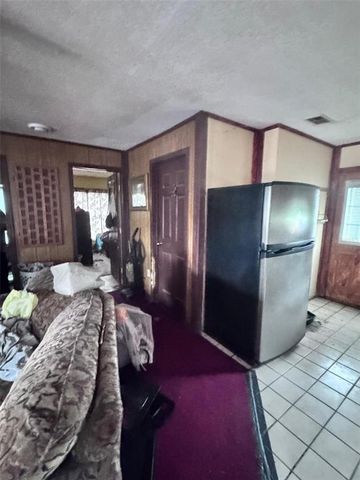 190 E COLLINS STREET, Umatilla, FL 32784