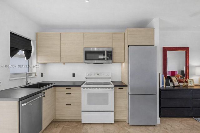 851 Meridian Ave 43, Miami Beach, FL 33139