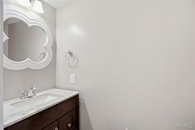 2732 Bromley Drive, O'fallon, MO 63368