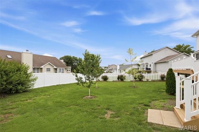 2732 Bromley Drive, O'fallon, MO 63368