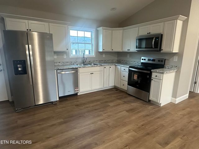 347 Green Acres Rd, Maynardville, TN 37807