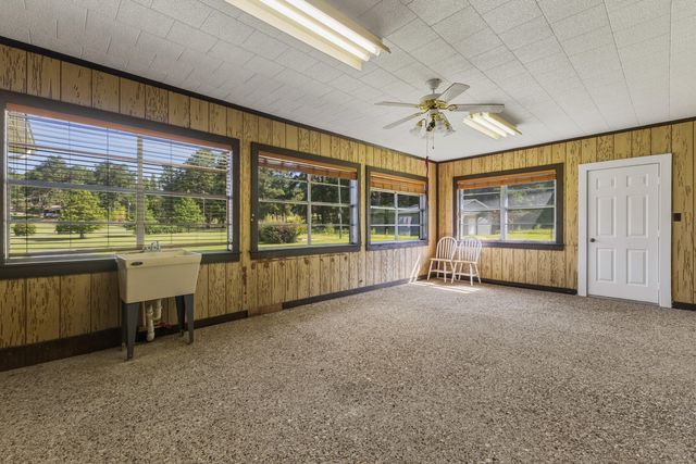 896 River Rd., Hattiesburg, MS 39401