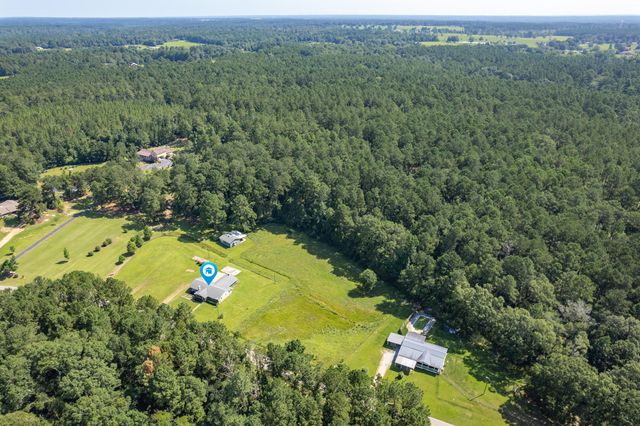 896 River Rd., Hattiesburg, MS 39401