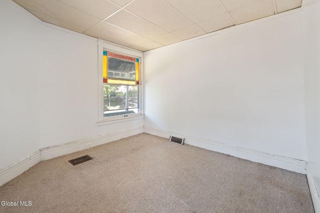 48 Center Street, Fonda, NY 12068