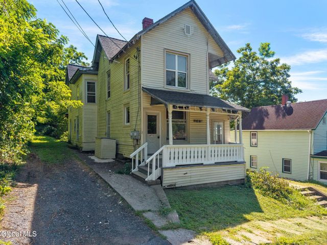 48 Center Street, Fonda, NY 12068