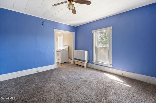 48 Center Street, Fonda, NY 12068