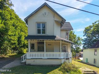 48 Center Street, Fonda, NY 12068