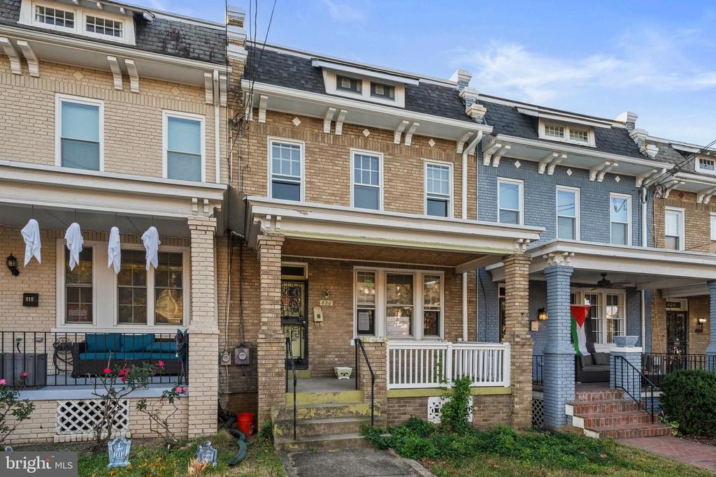 820 EMERSON ST NW, Washington, DC 20011