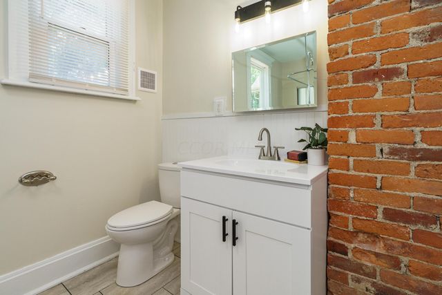 490 Wilson Avenue, Columbus, OH 43205