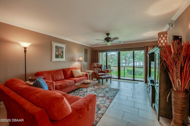 944 S Peninsula Dr Apt 102, Daytona Beach, FL 32118