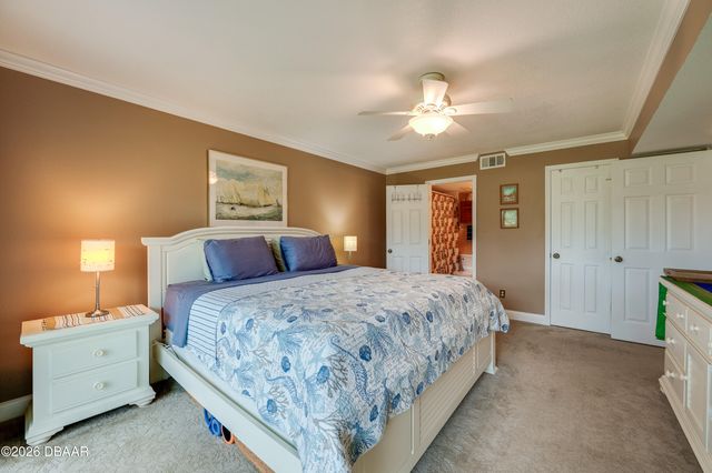 944 S Peninsula Dr Apt 102, Daytona Beach, FL 32118