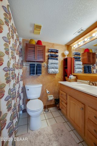 944 S Peninsula Dr Apt 102, Daytona Beach, FL 32118