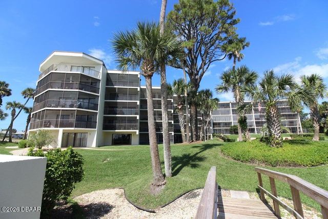 944 S Peninsula Dr Apt 102, Daytona Beach, FL 32118