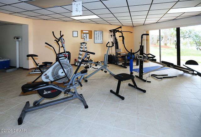 944 S Peninsula Dr Apt 102, Daytona Beach, FL 32118