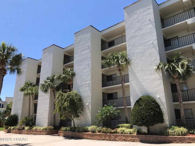 944 S Peninsula Dr Apt 102, Daytona Beach, FL 32118