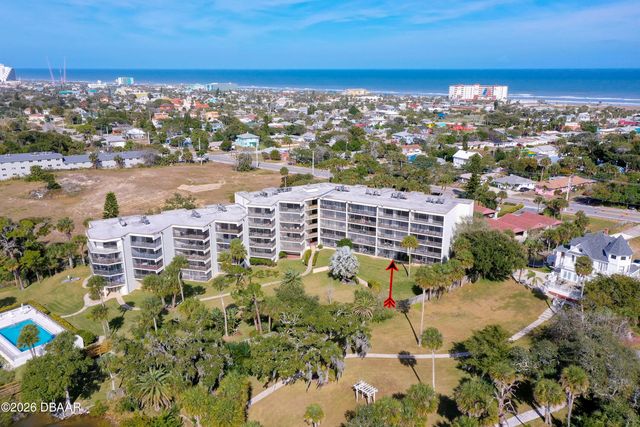 944 S Peninsula Dr Apt 102, Daytona Beach, FL 32118