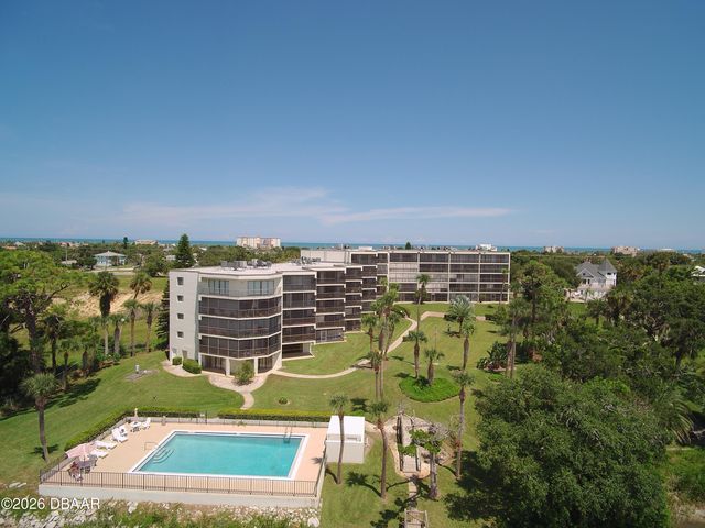 944 S Peninsula Dr Apt 102, Daytona Beach, FL 32118