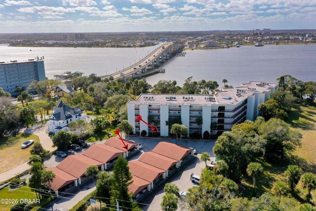 944 S Peninsula Dr Apt 102, Daytona Beach, FL 32118