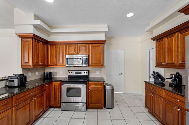 9336 TOOKE SHORE DRIVE, Weeki Wachee, FL 34613