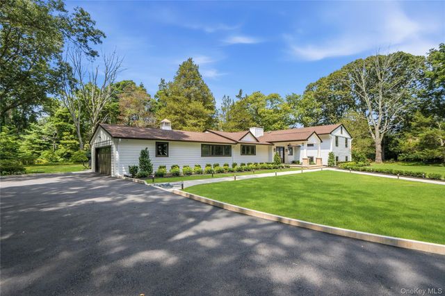 31 Saw Mill Road, Cold Spring Harbor, NY 11724